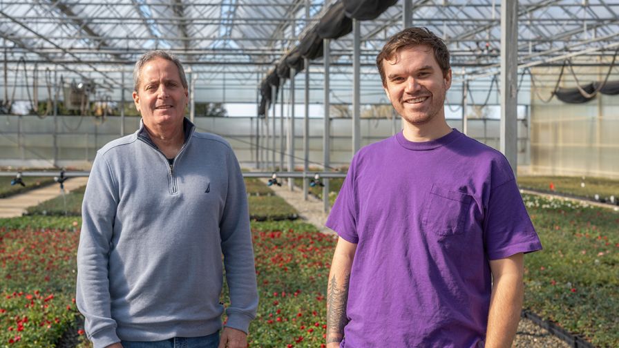 Previous General Manager Steve Ramsay (L) and new General Manager Alex Wharton (R).